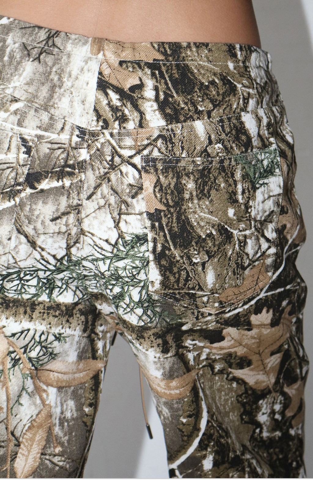 Camo print straight leg pants 